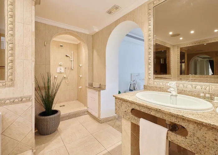 Beexclusive Адехе