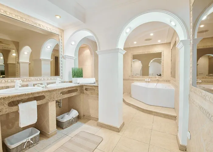 Beexclusive Адехе